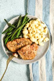 Rock recipes a participant in the amazon services llc associates program, an affiliate advertising program designed to provide a means for us to earn fees by linking to amazon.com and affiliated sites. Southern Fried Pork Chops And Gravy Recipes From A Pantry