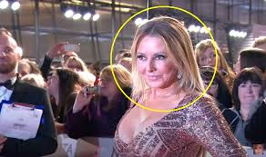 Apr 24, 2021 · carol vorderman made the most of the april sunshine as she donned a swimsuit in her garden. Carol Vorderman Shows Unconventional Support For Wales Rugby Rugby Onslaught