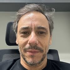 Relacionamento e Decisões Colegiadas em um Conselho: Impulsionando o  Sucesso Empresarial