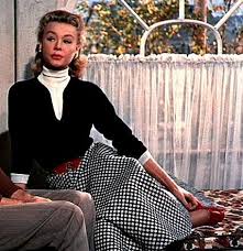 Black And White Christmas Movie Classics Pin By Tangerine On Reference Photos White Christmas Movie Vera Ellen Fashion