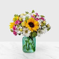 Whether you're on the lookout for the classic red roses, lilies or carnations, ftd's got. Deliver Valentine S Day Flowers On Time With These Top Online Picks