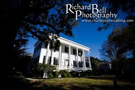 The wickliffe house is a magnificent 5000 square foot charleston town home located in radcliffboro. Katie And David S Wedding At St Luke S Chapel And The Wickliffe House Charleston Sc Richard Bell Photography Blog