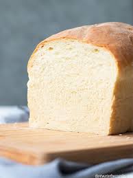 Black And Decker Bread Machine Recipes White Bread The Best And Easiest White Sandwich Bread Recipe Recipe Sandwich Bread Recipes Sandwich Bread Bread