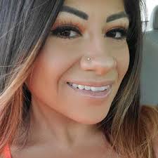 Olivia Weidner (@viaturned30)