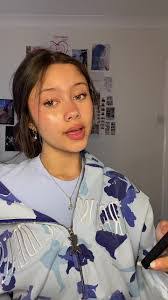 Alyssa Ainsworth's Instagram, Twitter & Facebook