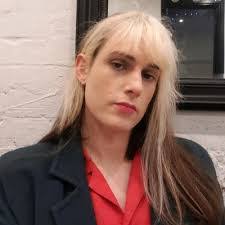 Susan Rundle's Instagram, Twitter & Facebook