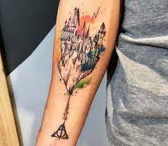 Hogwarts Tattoo By Gustavo Takazone Post 24086 Hogwarts Tattoo Harry Potter Tattoos Tattoos For Guys