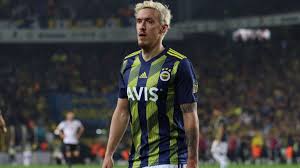 He debut for the german national team in 2013. Werder Bremen Max Kruse Mit Irrem Partner Bei Promi Darts Wm News