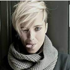 Coupes courtes tendance 2019 coupe courte tendance 2019 femme coupe courte tendance 2019 femme 50 ans coupe courte blonde tendance 2019 20 magnifiques façons de porter une coupe courte carré courts 2019 coiffure simple et facile les plus belles coupes courtes avec couleurs pour. 20 Idees De Coupe Courte Blonde Tendance Pour Vous Inspirer