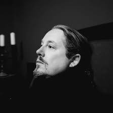 Scott Eames's Instagram, Twitter & Facebook