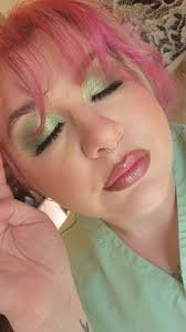 Why don't people wear makeup?