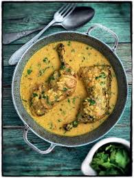 Madhur Jaffrey East African Inspired Chicken In Coconut Sauce Easy Curry Recipe Recipe Curry Recipes Curry Recipes Easy Recipes