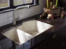 Modern kitchen sink ideas 2020. Kitchen Sink Styles And Trends Hgtv