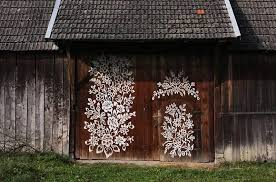 peinture decorative statues de cimetiere pologne