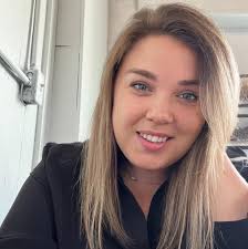 Do I need a permit to set up a table at the craft fair in Eaton Rapids?