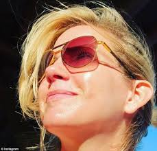 Most people only know sheldon bream as the husband of fox chief legal correspondent, shannon bream. Fox News Shannon Bream Reveals Battle With Genetic Eye Disease Daily Mail Online