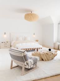 Bedroom benches that tuck away beautifully at the foot of the bed are a wonderful solution to this problem. 20 End Of Bed Design Ideas From Interior Designers End Of Bed Bench