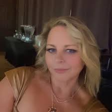 Which route is more scenic from eastern Kentucky to DMV, 81 to 66 through  VA or 79 and 68 through WV and western MD?