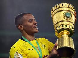 Akanji was born in the town of wiesendangen in the district of winterthur and took his first professional steps at the same club as his sister. Manuel Akanji Took A Big Step Forward This Season Fear The Wall