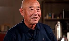 Phụ nữ bỏ giầy cao gót sau đại dịch