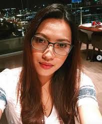 Aku langsung membuka sarung yang maaf bu, aku tidak tahan, tolong bu bantu sekali ini saja? Linda Nanuwil Mahu Aktif Kembali Selepas Dirundung Kesedihan Gosip Tempatan Gosip Forum Cari Infonet