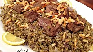 الفريكة باللحم بالفخارة Recipe Food Oriental Dishes Middle Eastern Recipes