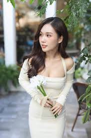 Tác phẩm xoay quanh cuộc sống của người dân xã tân xuân khi bị ảnh hưởng bởi . Sáº¯c Voc Dan Diá»…n Vien Ná»¯ Phim Phá»' Trong Lang Bao Gia Lai Ä'iá»‡n Tá»­ Tin Nhanh Chinh Xac