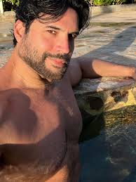 Alejandro Otero (@alejandro_otero) • Instagram photos and videos