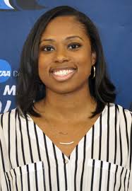 Kristin Nash's Instagram, Twitter & Facebook