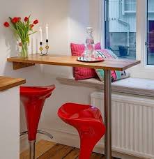 Petites Astuces Pour Grands Effets Table De Cuisine Pliante Table Haute Cuisine Et Decoration Interieure