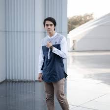 Terbuat dari bahan birdeye shirting yang adem. Baju Koko Sarimbit Home Facebook