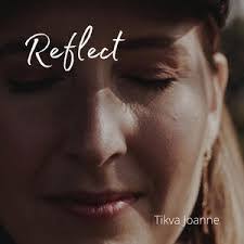 Joanne Cover's Instagram, Twitter & Facebook