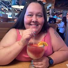 who's hiring that will actually hire people lol