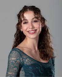 Tonya Gould's Instagram, Twitter & Facebook