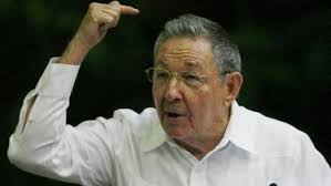 Raúl Castro destituye al ministro de Transporte