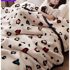 Ellenov merupakan salah satu merk sprei katun jepang yang bagus dan sudah diakui. Merk Selimut Bulu Yang Bagus