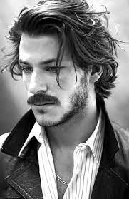 Bonjour , j'ai 16 ans et j'ai déjà posté mais je ne savais pas comment répondre. Long Hairstyles For Men With Thick Hair Coiffure 101 Idees De Coupe D Homme Pour Cheveux Mi Longs Coiffures Zenidees Hairstyles Trends Network Explore Discover The Best And