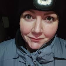 Danielle Monks's Instagram, Twitter & Facebook