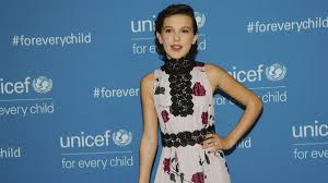 Enola holmes y el misterio de la doble desaparición / enola holmes: Millie Bobby Brown Natur Pur Dieses Detail Macht Fans Des Netflix Stars Verruckt News De