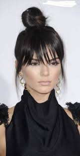 Kendal Jenner Hun Tipi Topuz Sac Modelleri Ince Saca Gore Sac Topuz Sac Modelleri Muhtesem Sac Modelleri
