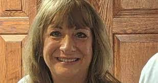 Linda Castaldi's Instagram, Twitter & Facebook