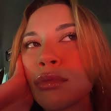 happy international women's day to the woman i love the most <3