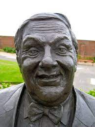 We did not find results for: Les Dawson Statue Mapio Net