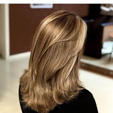 Medium length layered hair thick. 35 Best Medium Length Hairstyles For Thick Hair In 2021
