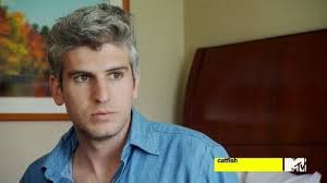 Does Max dye his hair Catfish?