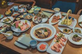 We have categorized them into rice dishes, seafood dishes, noodle dishes, nabe dishes, soya bean dishes, yoshoku dishes and other dishes. Touristsecrets Japanese Food 20 Japanese Dishes You Must Try Before You Die