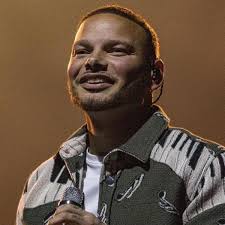 Thomas Rhett Tickets & 2025 Concert Tour Dates