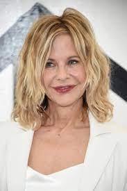 1 / we tend to get haircuts at pivotal life moments: How To Hide Jowls Hairstyle Haircuts You Ll Be Asking For In 2020