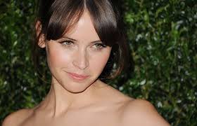 Felicity Jones Kedi Kadin Olacak Turkcealtyazi Org