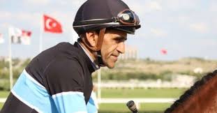 Halis Karatas Ata Yumruk Atti Tepkiler Sonrasi Ozur Diledi 2020 Ayi 40 Yil Motorlar